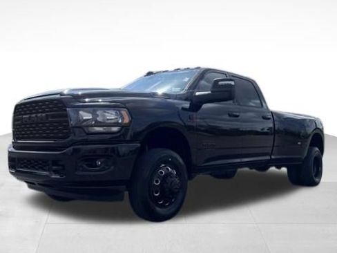 Used 2023 RAM 3500 Big Horn w/ Night Edition AWD/4WD image 1