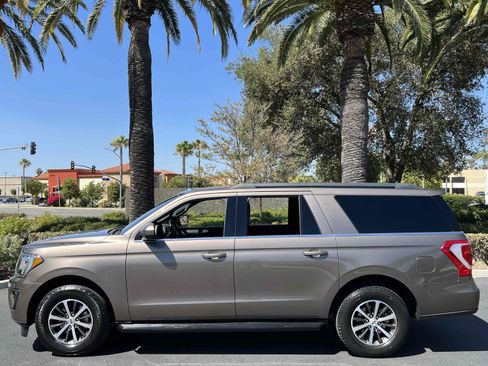 Used 2019 Ford Expedition Max XLT RWD image 19