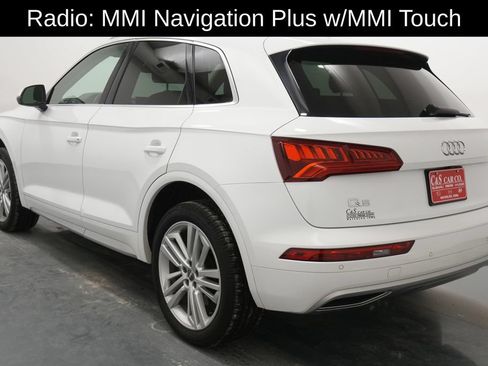 Used 2020 Audi Q5 2.0T Premium Plus w/ Premium Plus Package AWD/4WD image 6