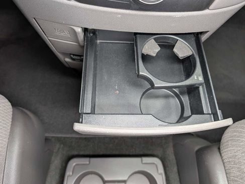 Used 2012 Honda Odyssey LX image 27