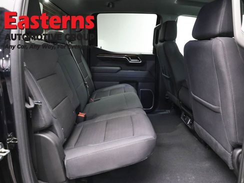 Used 2024 Chevrolet Silverado 1500 LT AWD/4WD image 25