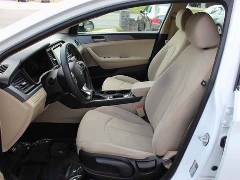 Used 2019 Hyundai Sonata SE FWD image 26