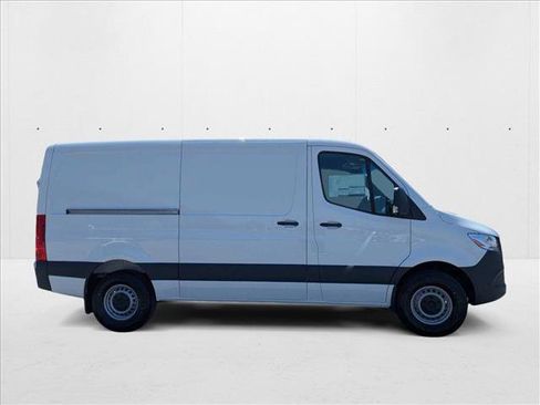 New 2025 Mercedes-Benz Sprinter 2500 image 6