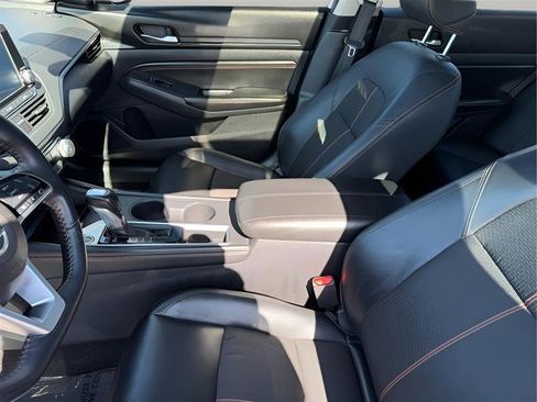 Used 2020 Nissan Altima 2.0 SR image 23