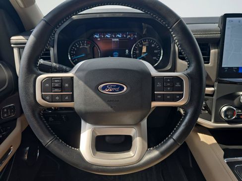 Used 2022 Ford Expedition XLT AWD/4WD image 10