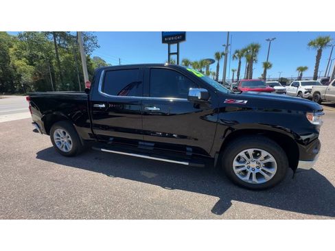 Used 2025 Chevrolet Silverado 1500 LTZ w/ LTZ Premium Package AWD/4WD image 2
