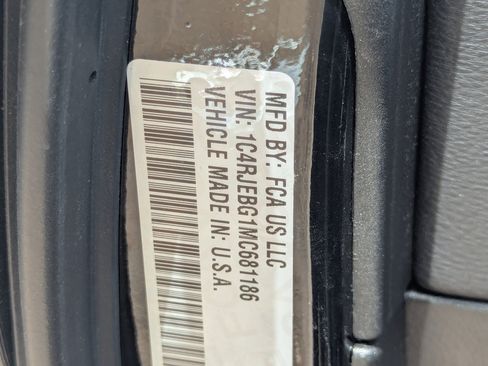 Used 2021 Jeep Grand Cherokee Limited w/ Quick Order Package 28K 80th image 15