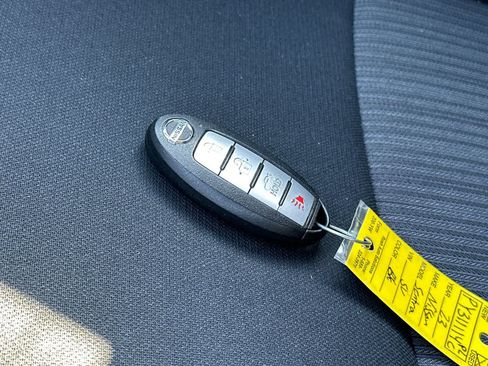Certified 2023 Nissan Sentra SV FWD image 23