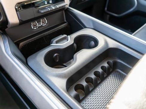 Used 2020 RAM 1500 Laramie image 33