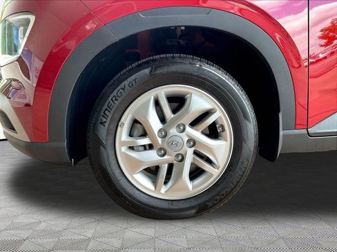 Used 2025 Hyundai Venue SE FWD image 29