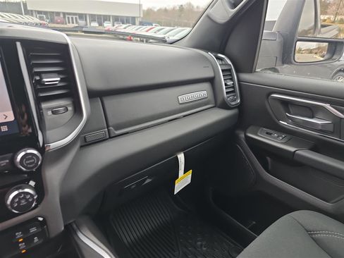 New 2025 RAM 1500 Big Horn image 27