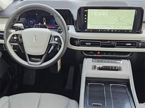 New 2026 Lincoln Aviator Reserve image 25