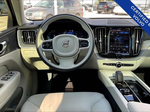 Certified 2025 Volvo XC60 T8 Plus w/ Protection Package Premier image 7