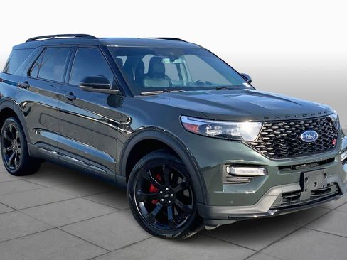 Used 2024 Ford Explorer ST w/ Equipment Group 401A image 2