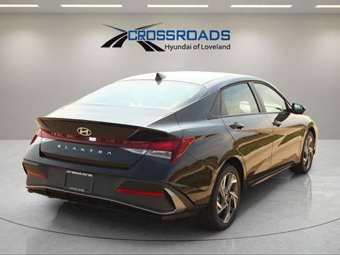 New 2025 Hyundai Elantra Sport image 5
