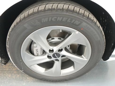 New 2026 Genesis GV70 2.5T AWD/4WD image 11