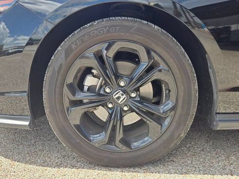 Used 2025 Honda Accord SE image 32