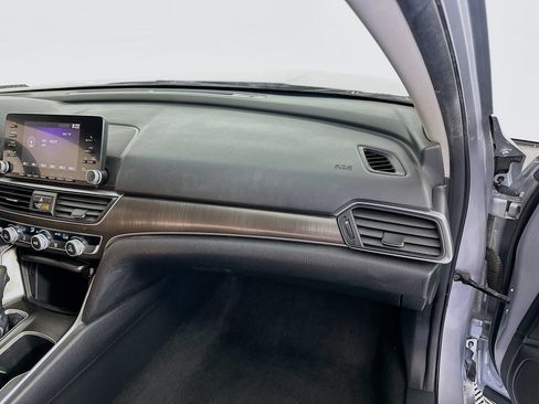 Used 2019 Honda Accord LX image 27