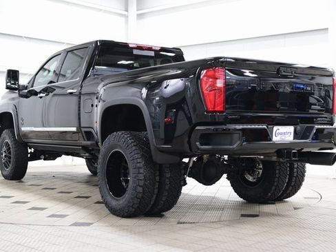 New 2026 Chevrolet Silverado 3500 High Country w/ High Country Premium Package image 6