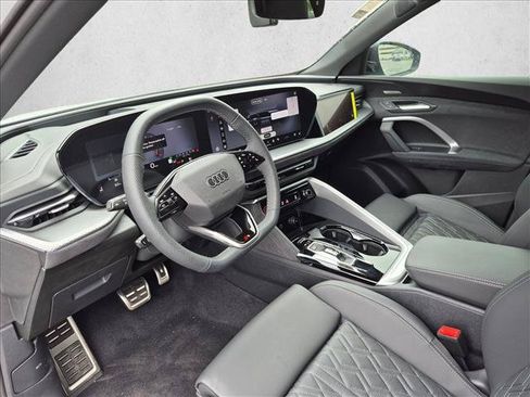 New 2026 Audi SQ5 Premium Plus AWD/4WD image 3