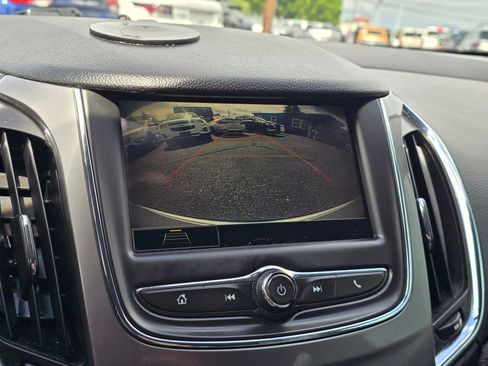 Used 2019 Chevrolet Cruze LS FWD image 27