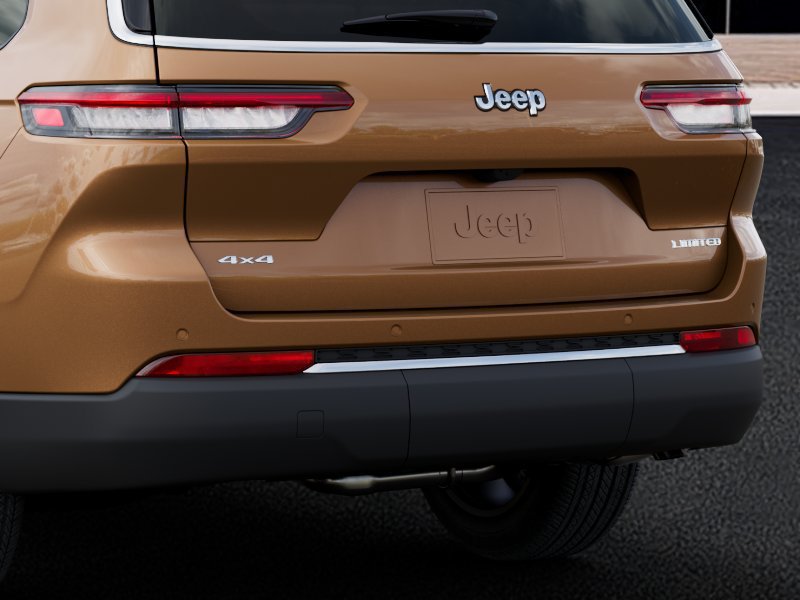 New 2026 Jeep Grand Cherokee L Limited w/ Luxury Tech Group II AWD/4WD image 13