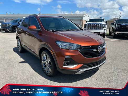 Used 2020 Buick Encore GX Select w/ Experience Buick Package FWD image 3