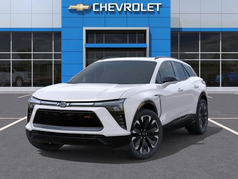 New 2025 Chevrolet Blazer EV RS image 30