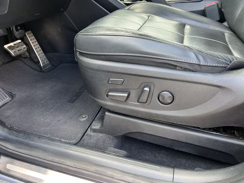 Used 2020 Kia Telluride SX FWD image 18