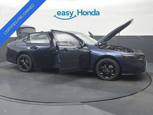 Used 2025 Honda Accord SE image 35