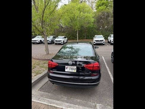 Used 2016 Volkswagen Passat 1.8T S image 4