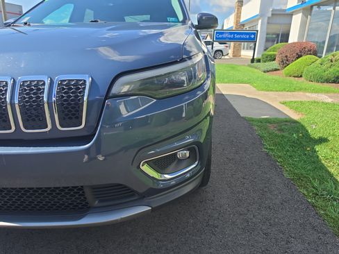 Used 2020 Jeep Cherokee Limited AWD/4WD image 10