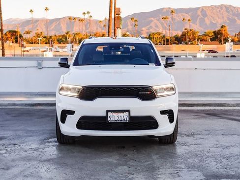 Certified 2025 Dodge Durango GT image 3