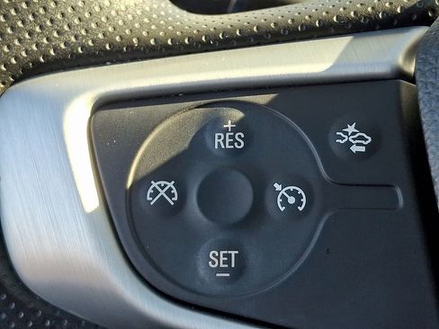 Used 2023 GMC Acadia SLE w/ Driver Convenience Package image 20