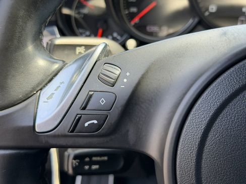Used 2014 Porsche Panamera 4 AWD/4WD image 44