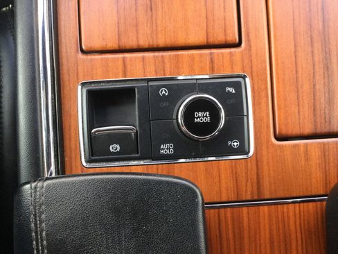 Used 2019 Lincoln Navigator Reserve AWD/4WD image 22