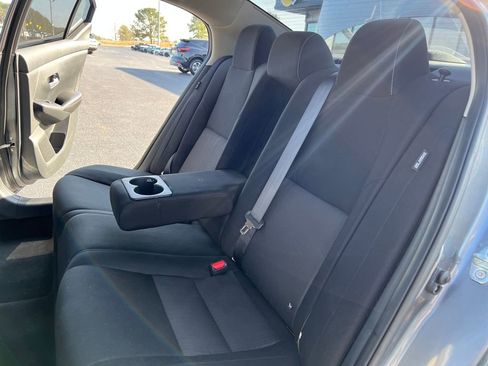 Used 2022 Nissan Sentra SV image 13