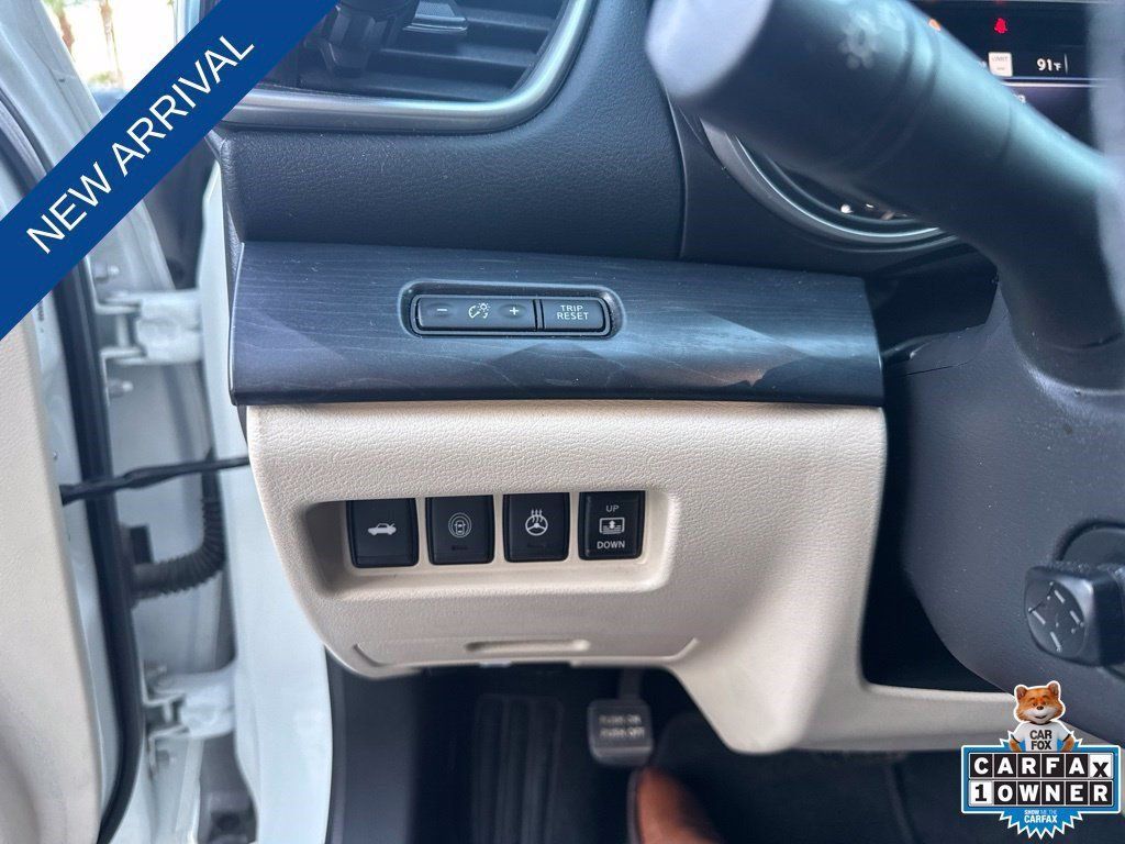 Used 2023 Nissan Maxima Platinum w/ Sport Mat Group FWD image 19