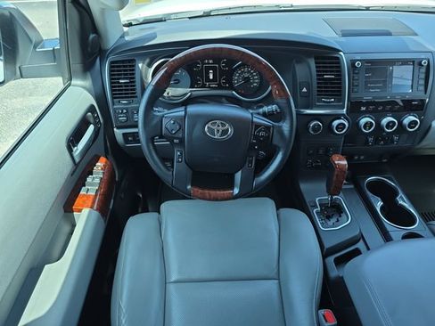 Used 2021 Toyota Sequoia Platinum AWD/4WD image 12