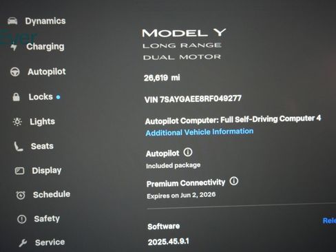 Used 2024 Tesla Model Y Long Range AWD/4WD image 7