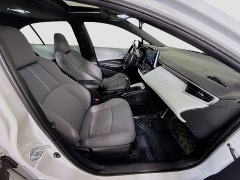 Used 2020 Toyota Corolla SE image 29