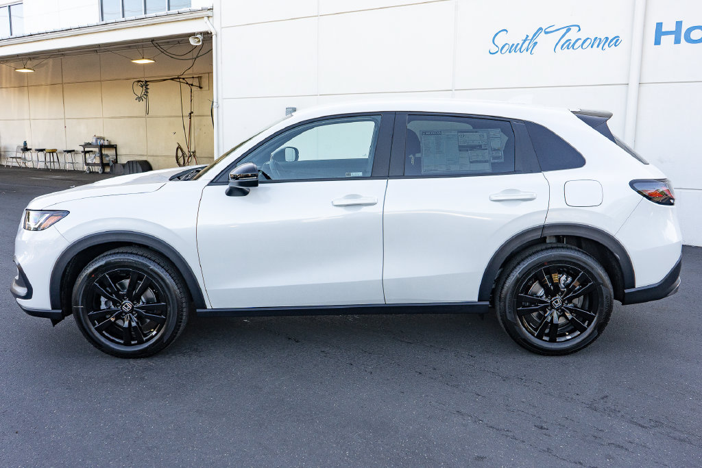 New 2027 Honda HR-V Sport image 9