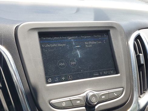 Used 2019 Chevrolet Equinox LT FWD image 25