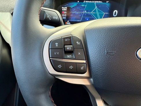New 2026 Ford Explorer Active image 27