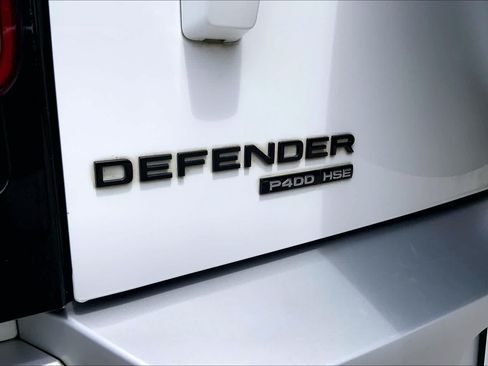 Used 2020 Land Rover Defender 110 HSE AWD/4WD image 10