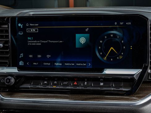 Used 2022 Chevrolet Silverado 1500 RST image 21