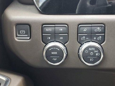 Used 2023 GMC Sierra 1500 SLT w/ SLT Premium Package image 30