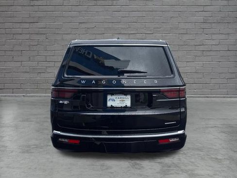 Used 2024 Jeep Wagoneer Series II AWD/4WD image 6
