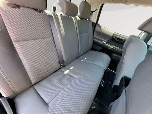Used 2022 Toyota Tacoma SR w/ SR Convenience Package RWD image 28