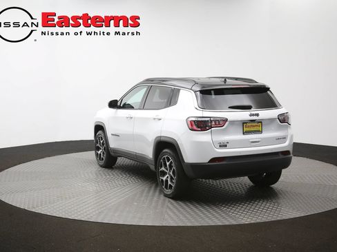 Used 2025 Jeep Compass Limited AWD/4WD image 63